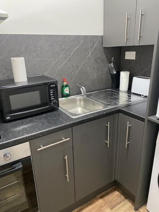 007- S1Premium Location Studio Apartment Central 런던 외부 사진